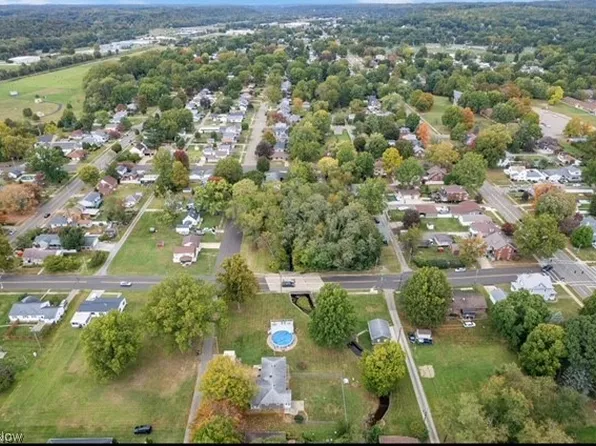 1417 Dover Ave, Dover, OH 44622