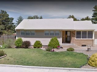 809 W 8th St, Liberal, KS 67901