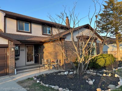 30362 Southampton Ln, Farmington Hills, MI, 48331