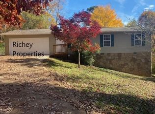 1712 Paris Rd, Knoxville, TN 37912