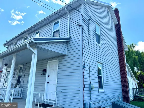 38 Maclay St, Milroy, PA 17063