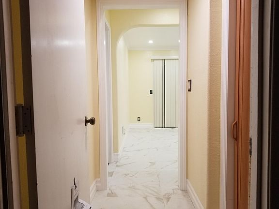 5th image of 2935 Aspen Dr