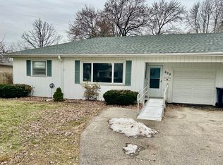 609 N Loomis St, Naperville, IL 60563