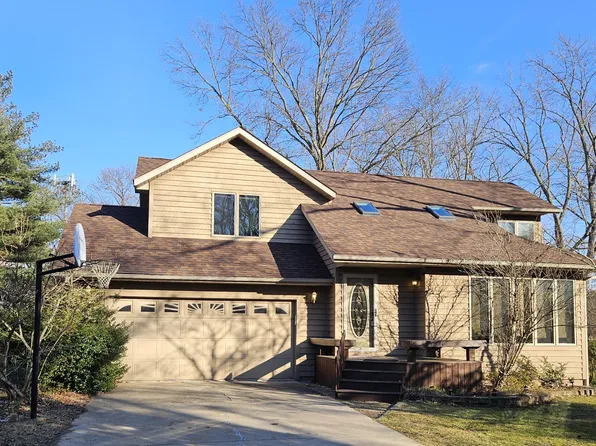 616 Oakland Dr, Michigan City, IN 46360