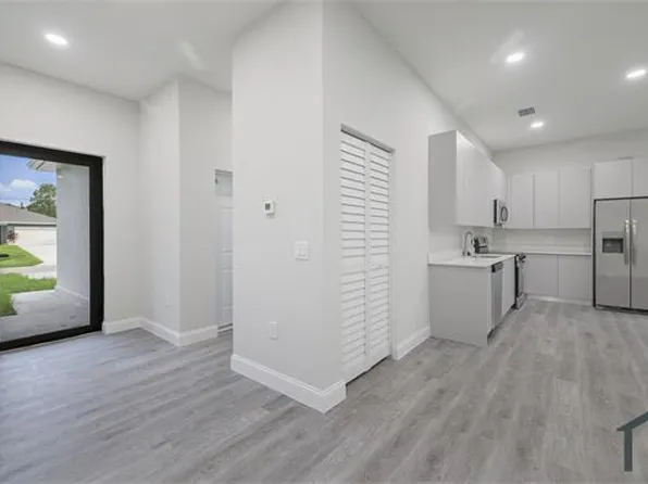 2919 65th St W #1, Lehigh Acres, FL 33971