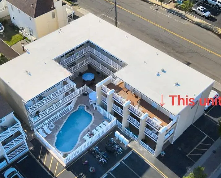 1515 Boulevard #18 — Photo 3
