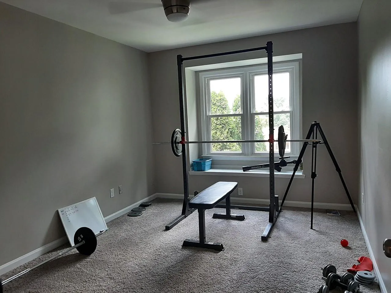 3 bed, 1278 sqft, $1,985 — Photo 2