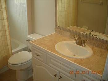 4th image of 3019 SW 10th Pl