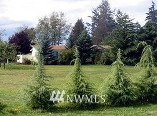 Gulls Ln, Sequim, WA 98382