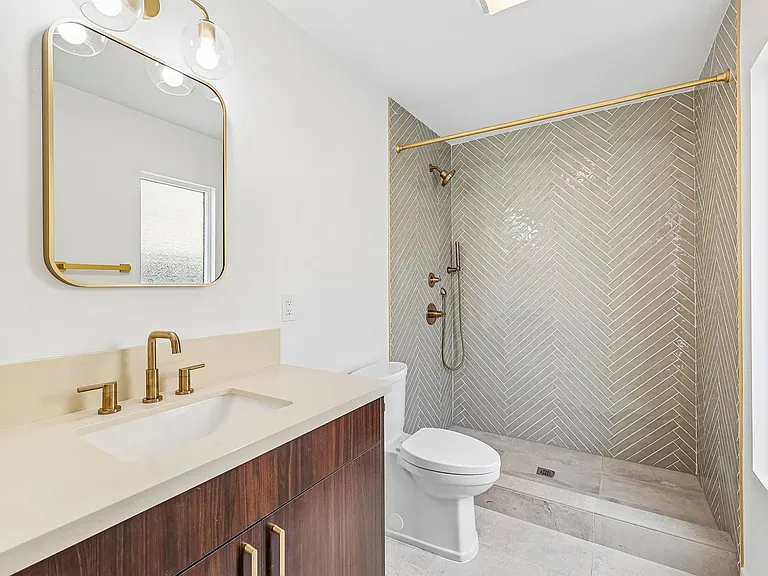 Salt + Sea - Luxury Coastal Apartments near Carlsbad Village — Photo 85
