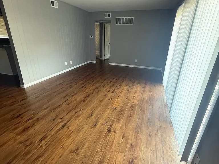 4011 Warwick Blvd — Photo 18