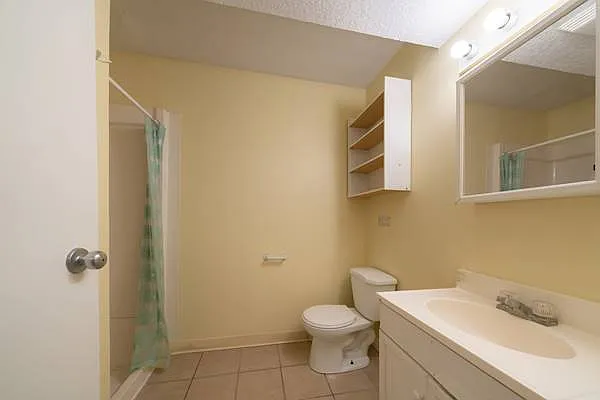 331 Spruce St #D — Photo 10