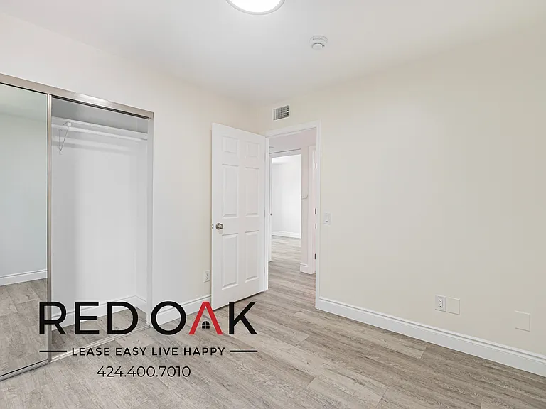 6928 Agnes Ave #2 — Photo 12