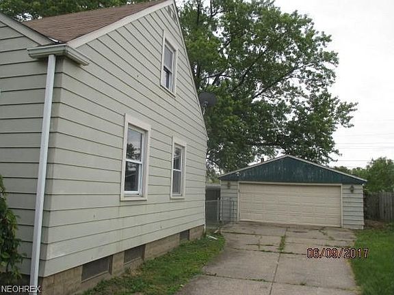 2nd image of 3430 McKinley St