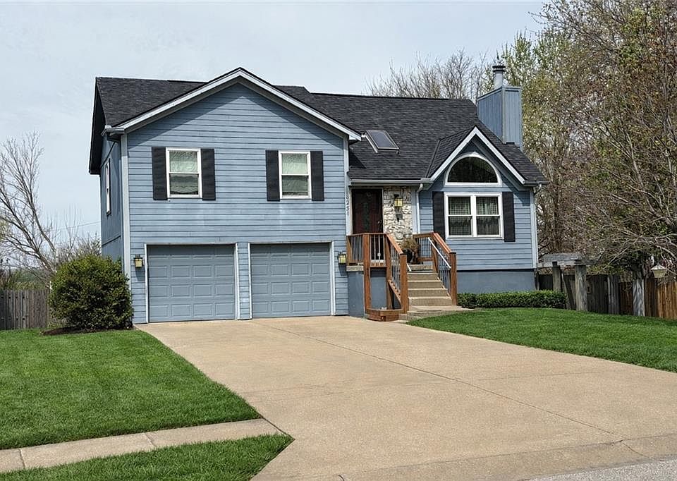 1st image of 8254 NE 112th St