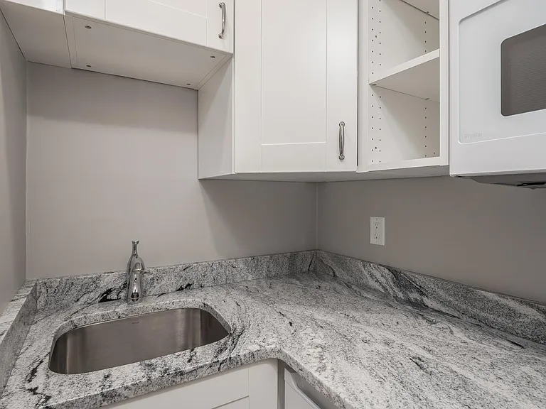 50 Columbus Ave #6 — Photo 5