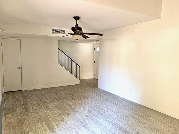 Living Room facing north