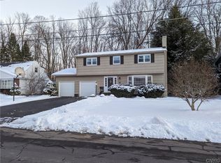 135 Riverdale Rd, Liverpool, NY 13090