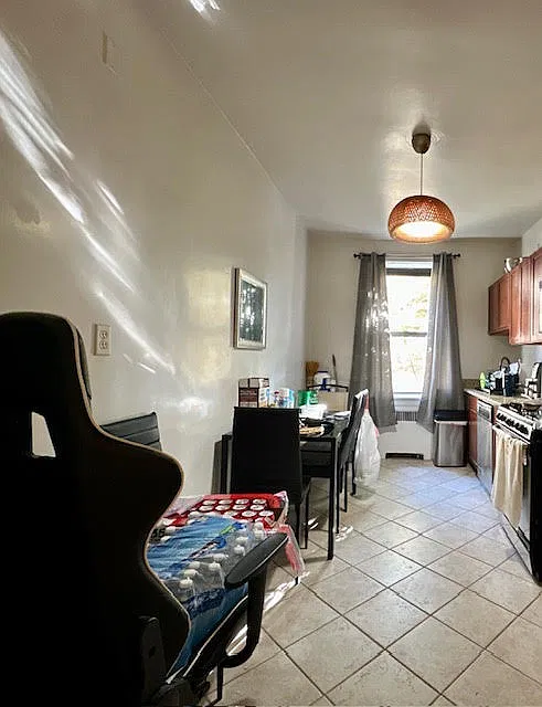 1 bed, 909 sqft, $2,000 — Photo 4