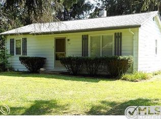 147 S Truhn Rd, Fowlerville, MI 48836