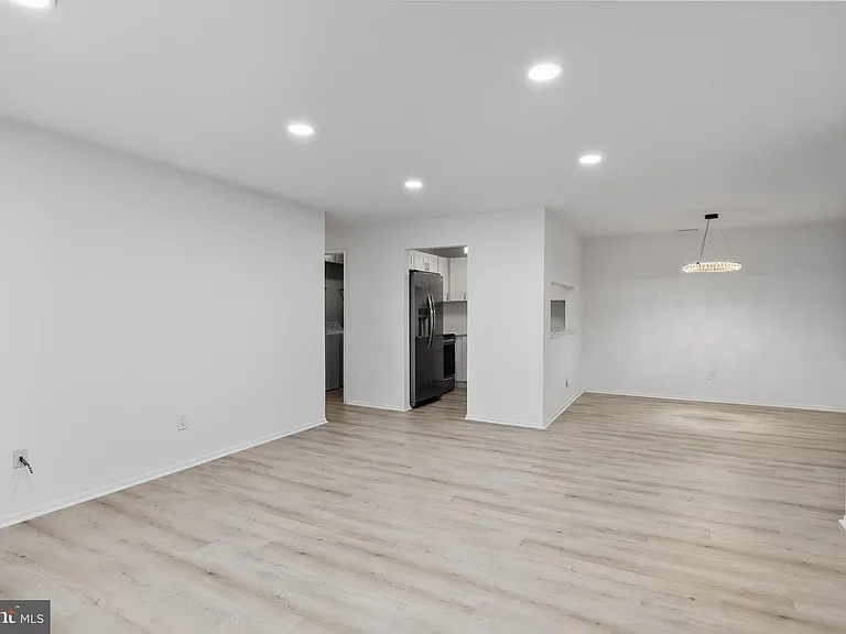 4912 Dunbarton Rd #B — Photo 8