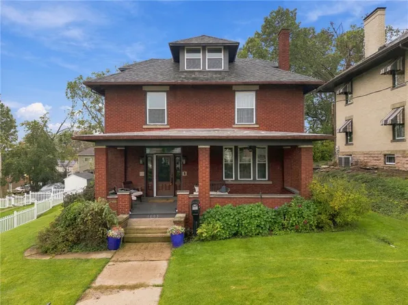 1003 Loucks Ave, Scottdale, PA 15683
