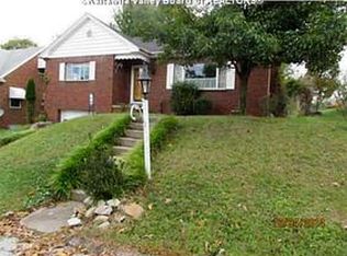 1522 Hilltop Dr, South Charleston, WV 25303