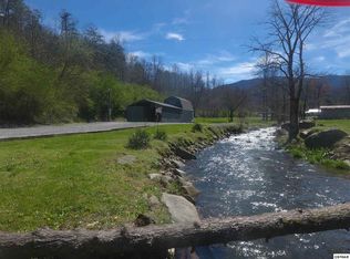 4635 Hooper Hwy, Cosby, TN 37722