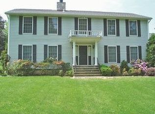 2 Tavano Rd, Ossining, NY 10562