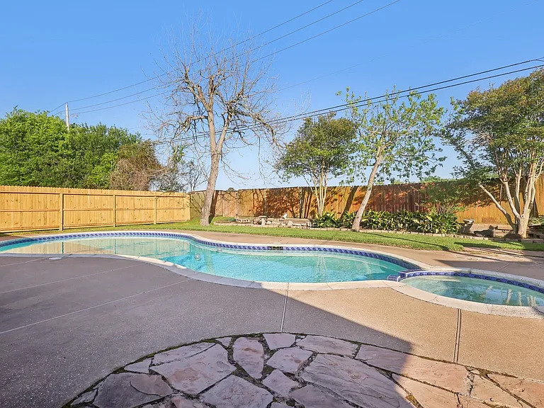 3212 Wavecrest St — Photo 37