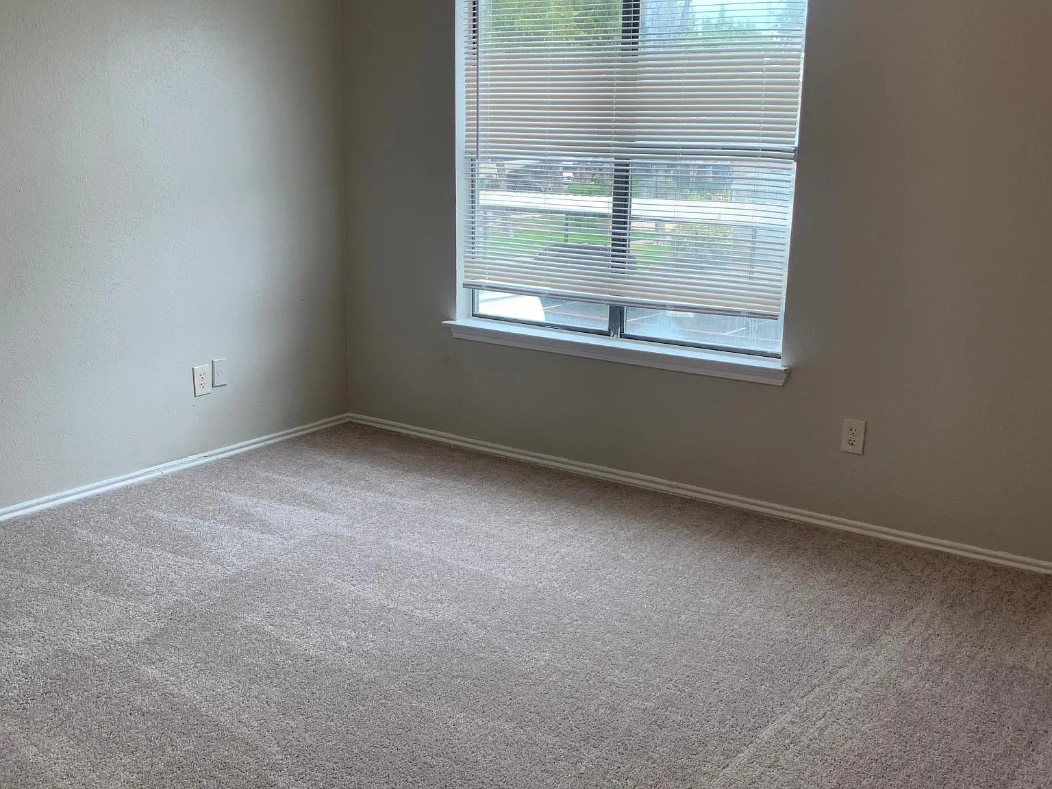 8109 Skillman St — Photo 2