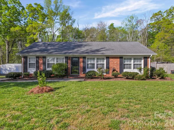 5715 Hillcrest Cir, Indian Trail, NC 28079