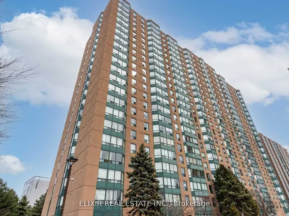 135 Hillcrest Ave #2011, Mississauga, ON L5B 4B1