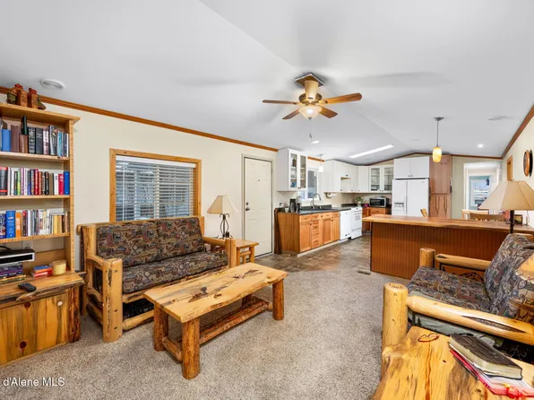 9140 N Starr Loop, Hayden Lake, ID 83835