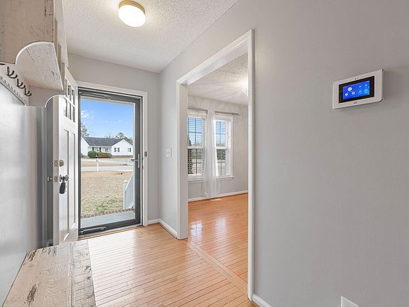 2nd image of 109 Morrison Dr