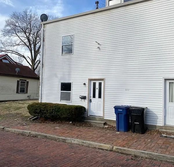 511 Abend St #B — Photo 1