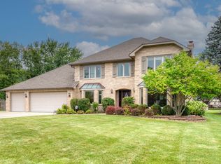 708 Berkshire Ct, Downers Grove, IL 60516