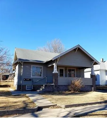 306 E 3rd St #1 Photo 1