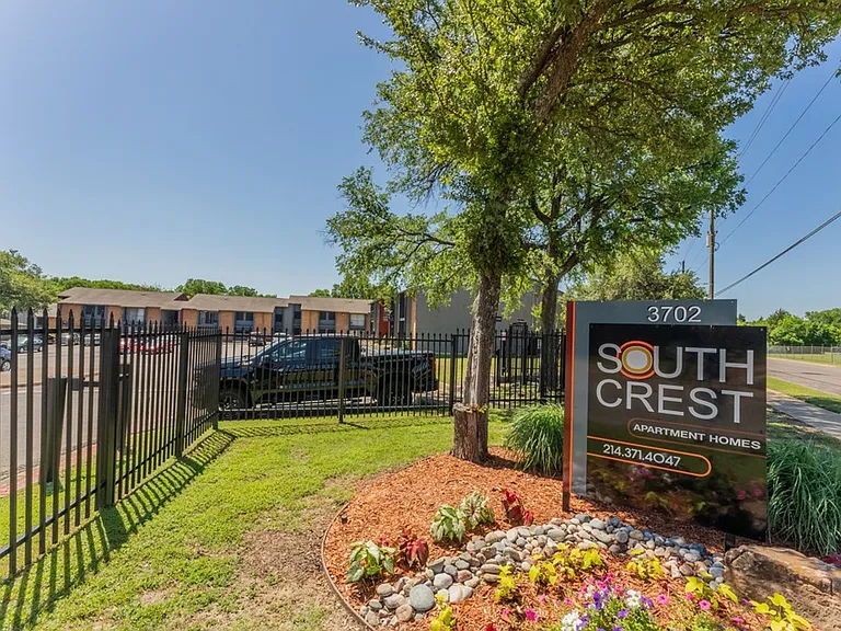 South Crest Apartments: All Bills Paid -Dazzling Dallas Apartments in Quiet Area! — Photo 70