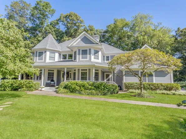 9 Fresh Meadows Lane, Darien, CT 06820
