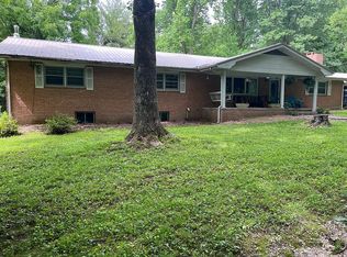 528 Otter Falls Rd, Sewanee, TN 37375