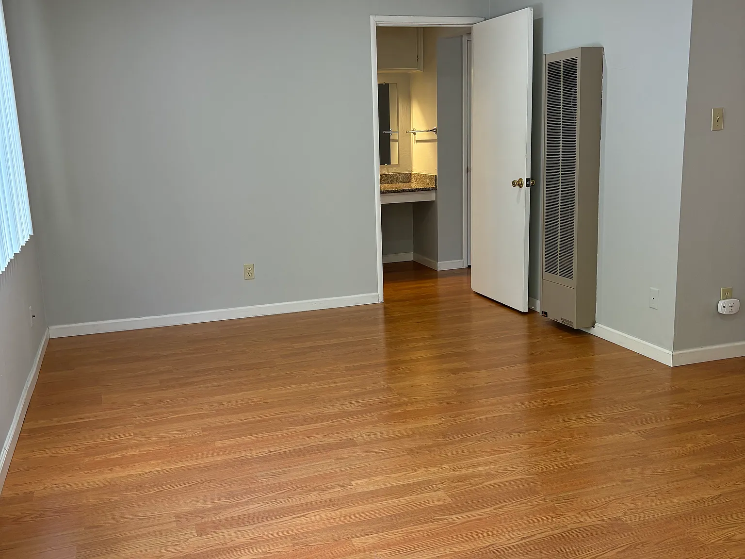 1 bed, 625 sqft, $1,465 — Photo 2