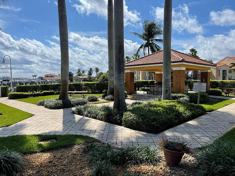 120 Yacht Club Way #305 — Photo 25