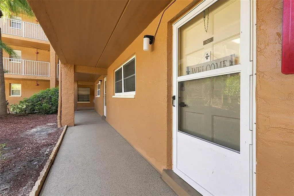 12760 Indian Rocks Rd — Photo 3