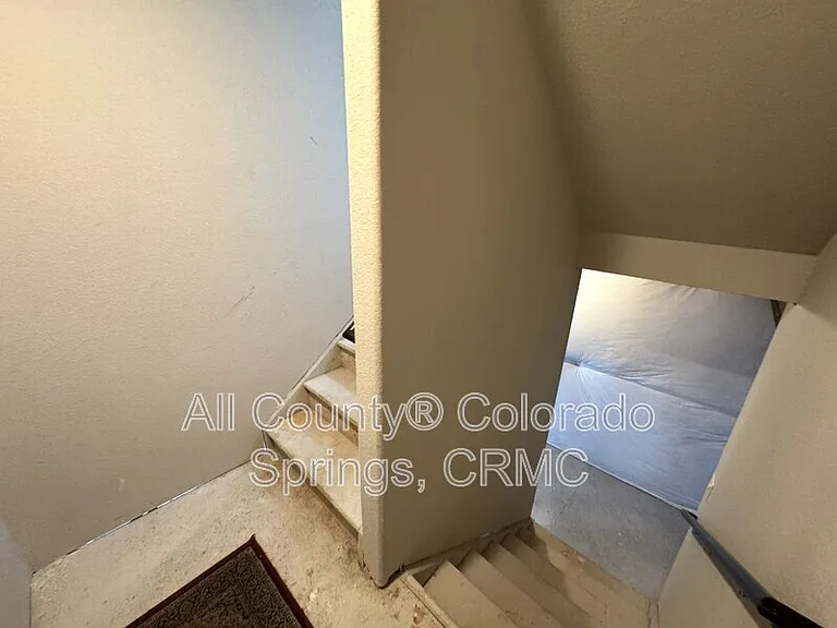 6471 Weiser Dr — Photo 23