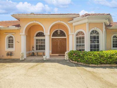 7141 Mill Run Cir, Naples, FL, 34109