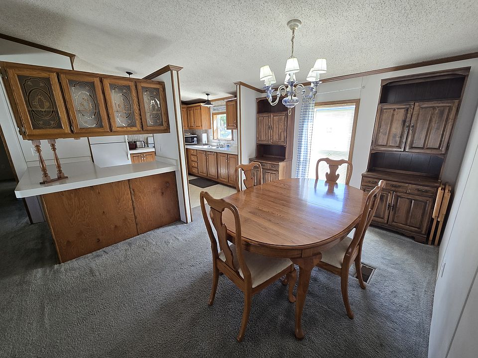 1st image of 855 SW Jefferson #10