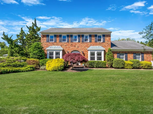 20 Vineyard Way, Mount Sinai, NY 11766