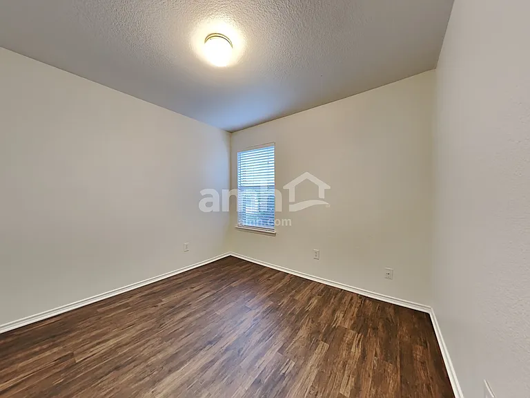 10032 Cougar Trl — Photo 14