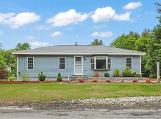 37 Worden Rd, Tyngsboro, MA 01879